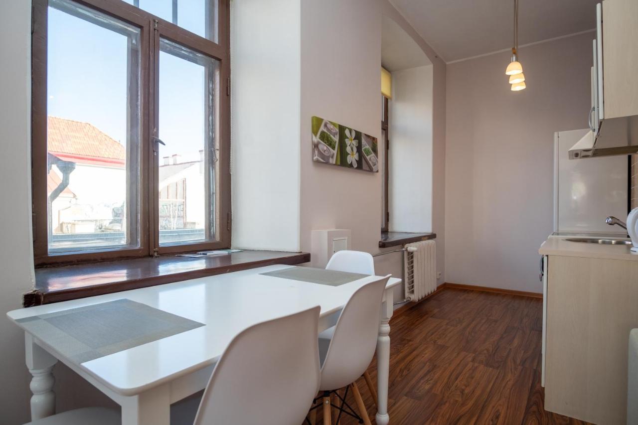 Old Town Studio Apartment - Uus Street 24 Tallin Zewnętrze zdjęcie